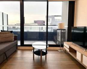 Readyset Apartments at Marque